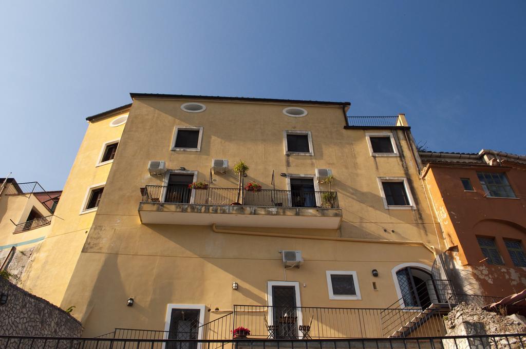 Residence Zelzar В'єтрі Екстер'єр фото